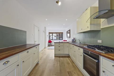 5 bedroom terraced house for sale - Southholme Close, London