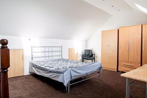 271 The Broadway, Southall, UB1 1NG