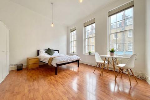 Studio to rent, SHORT TERM LET - Warren Street, W1