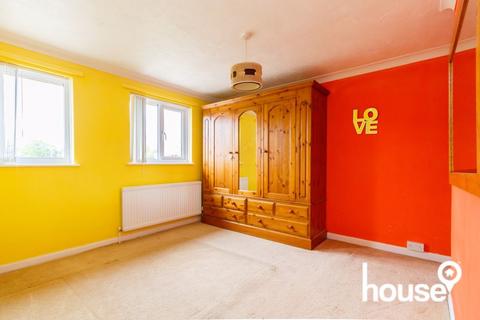 3 bedroom end of terrace house for sale, Prince Charles Avenue, Sheerness ME12