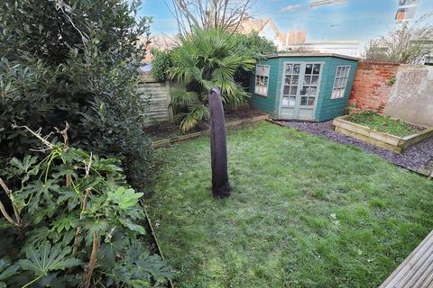 16 Anglesea Road, Wivenhoe, Colchester, CO7 9JR