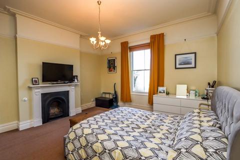 38c Albert Road, Clevedon, BS21 7RR