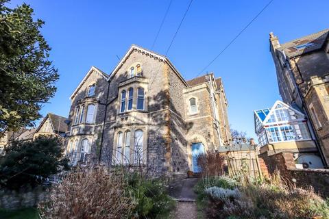 38c Albert Road, Clevedon, BS21 7RR
