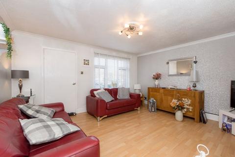 3 bedroom end of terrace house for sale - Haldane Road, London SE28