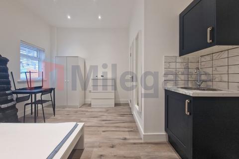 undefined, Southchurch Avenue, Southend-On-Sea SS1