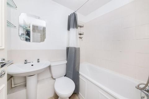 Studio for sale, Exeter Court, Didcot OX11