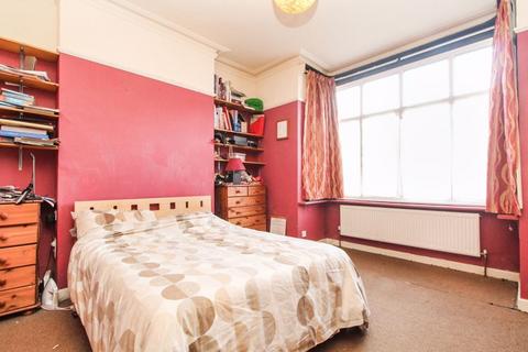 5 bedroom semi-detached house for sale, Spenser Road, Bedford MK40