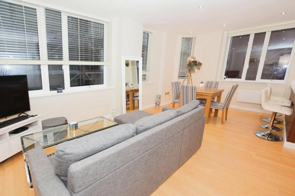 The Birchin, 1 Joiner Street, Northern Quarter, Manchester, M4 2 bed