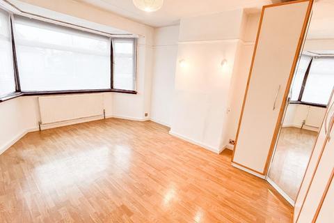1 bedroom flat to rent, London NW11