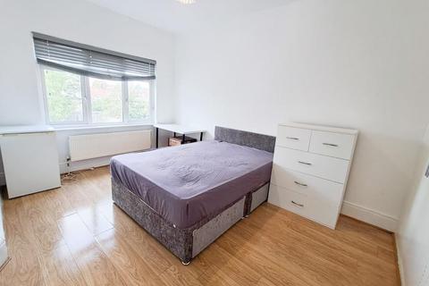 undefined, Cricklewood, London NW2