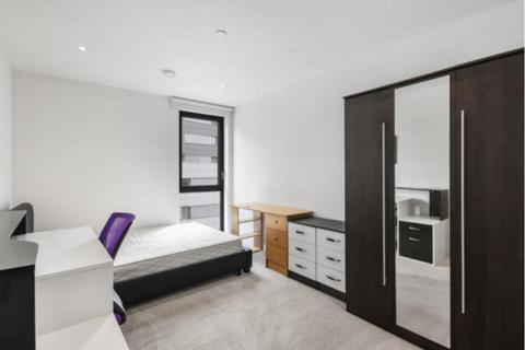 3 bedroom flat to rent, Kensington Apartments Cityscape, 11 Commercial Street, Aldgate, London, E1 6LW