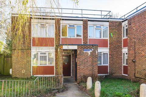 1 bedroom flat for sale, Tredegar Road, London