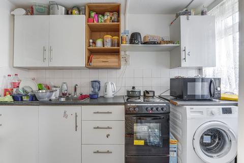 31 Tredegar Road, London, N11 2PY