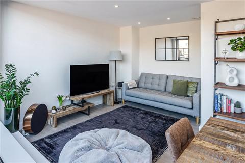 2 bedroom penthouse for sale, Southgate Street, Winchester, Hampshire, SO23