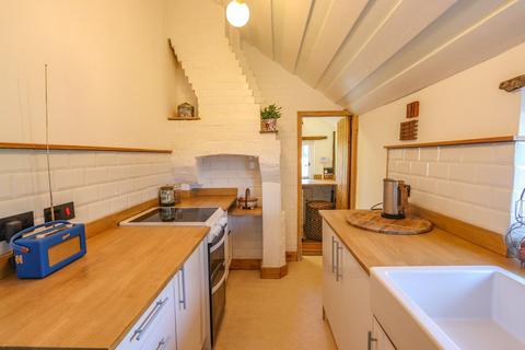 1, Compass Cottages Compass Lane, Ninfield, Battle, TN33 9NG