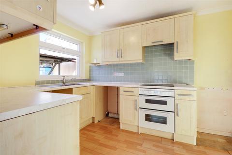 2 bedroom bungalow for sale, Laurel Avenue, Bideford, Devon, EX39