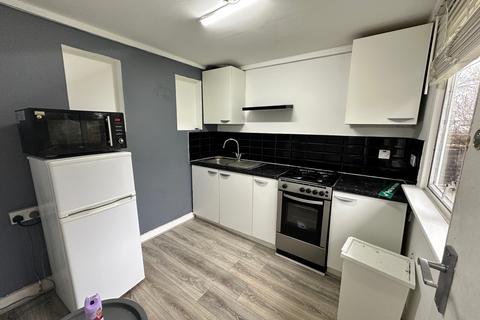 Studio to rent, Northwick Park Rd, Harrow HA1