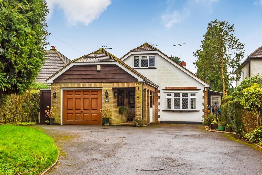 Hilltop Lane, Chaldon, Caterham, CR3 5 bed detached house for sale £