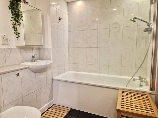 Bathroom.jpeg