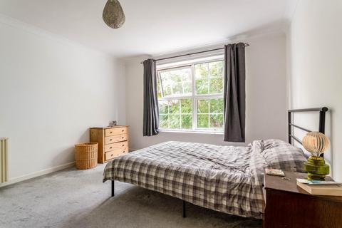 21, Regency Court Withdean Rise, Brighton, BN1 6YG