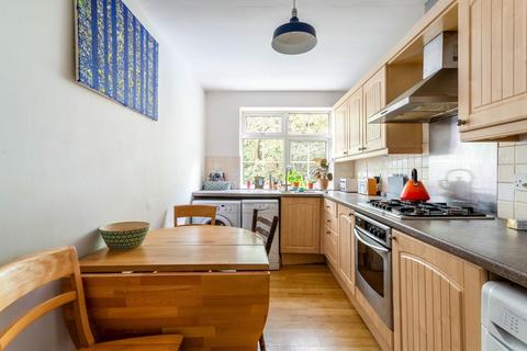 21, Regency Court Withdean Rise, Brighton, BN1 6YG