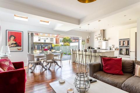 4 bedroom house for sale, Braemore Road, Hove