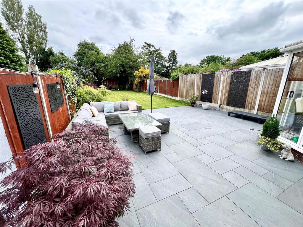 SR120 Garden NEW.jpg