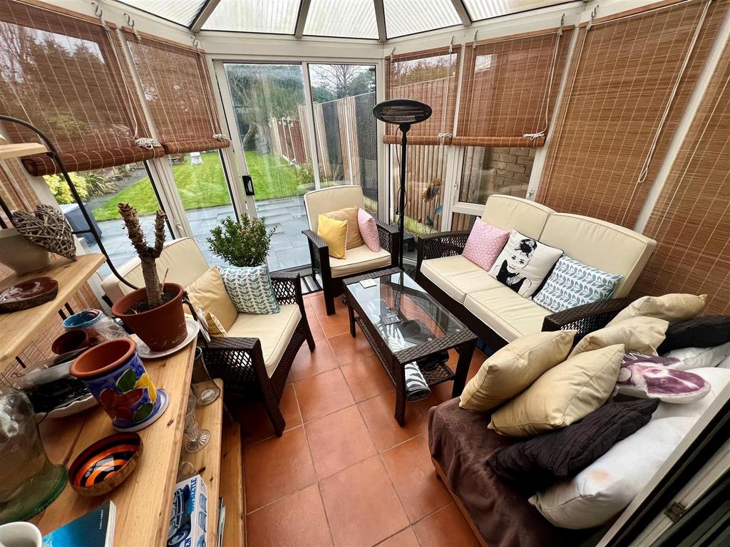 SR120 Conservatory.jpg