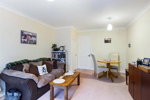 2 bedroom terraced house to rent, Horseshoe Crescent, Burghfield Common, Reading, RG7
