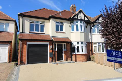 14 Hillside Grove, Chelmsford, CM2 9DA