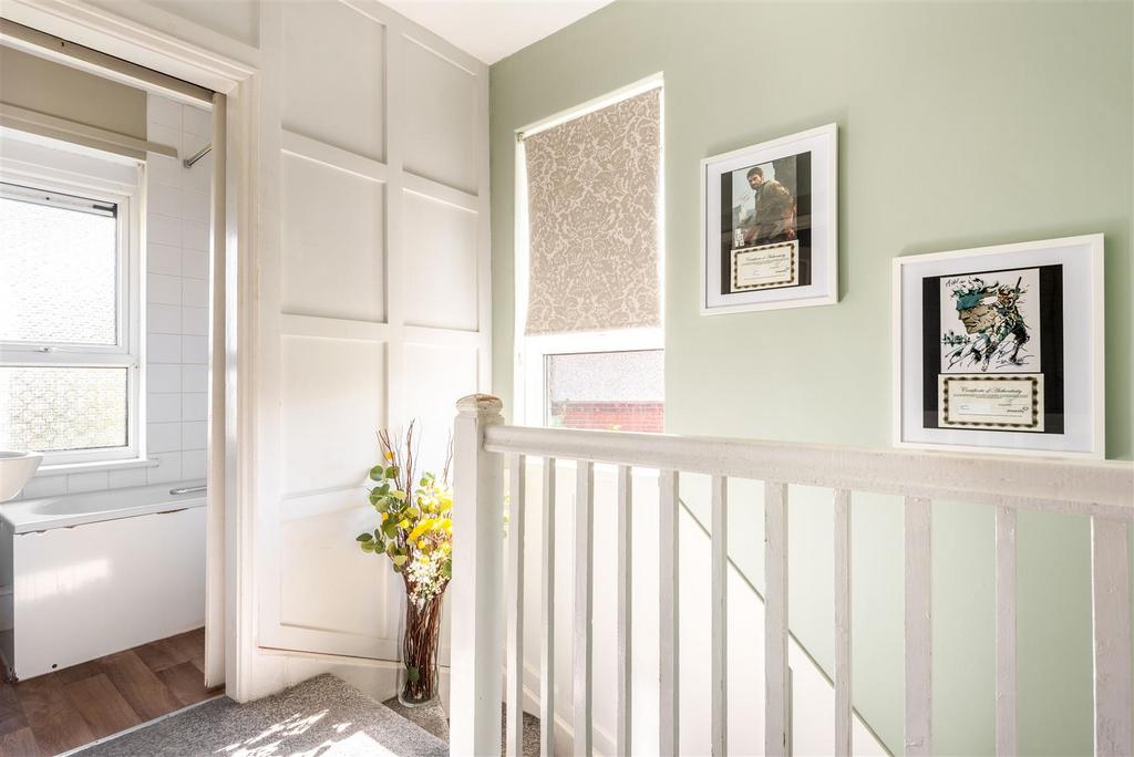 52 Algar Road-14.jpg