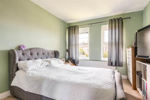 52 Algar Road, Sheffield, S2 2JJ
