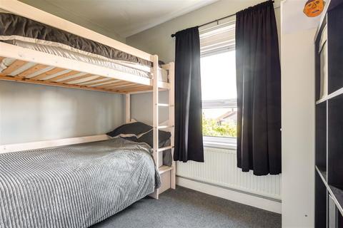 52 Algar Road, Sheffield, S2 2JJ