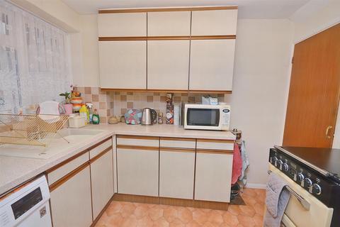 3 bedroom terraced house for sale, Frenchgate Close, Eastbourne