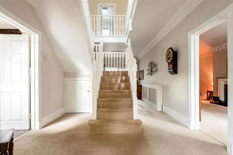 3 Castlerow View, Sheffield, S17 4RD