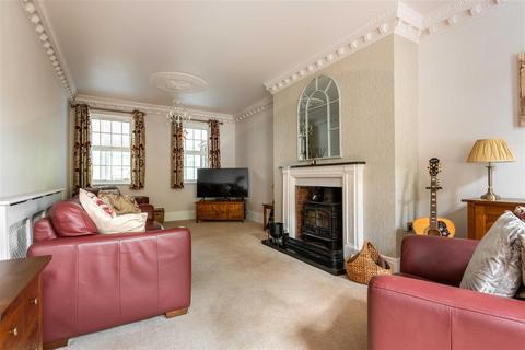 3 Castlerow View, Sheffield, S17 4RD