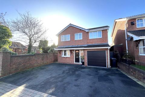 4 bedroom detached house for sale - Longclough Road, Waterhayes, Newcastle