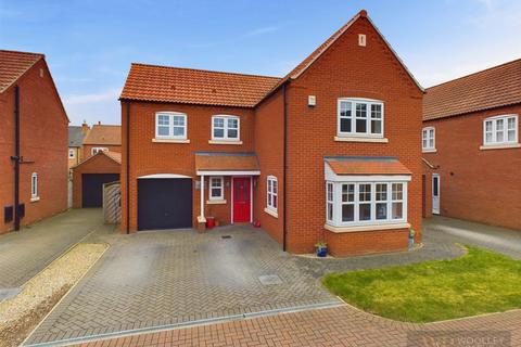 4 bedroom detached house for sale - Stable Way, Kingswood, Hull