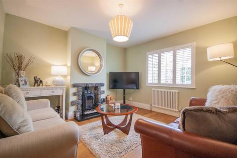 42 Beehive Lane, Chelmsford, CM2 9TJ