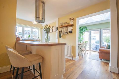 42 Beehive Lane, Chelmsford, CM2 9TJ
