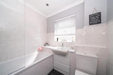23 Northend, Hemel Hempstead, HP3 8TL