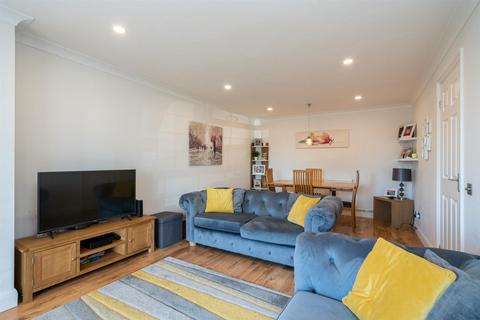 23 Northend, Hemel Hempstead, HP3 8TL