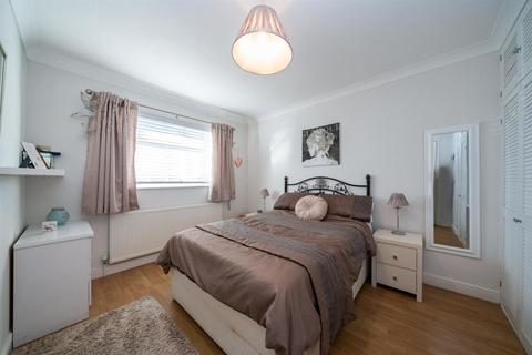 23 Northend, Hemel Hempstead, HP3 8TL