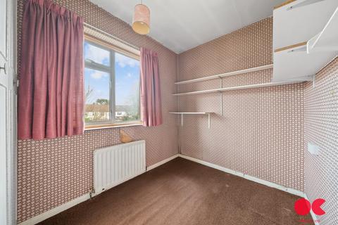 13 Manor Crescent, Hornchurch, RM11 2EH