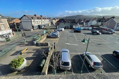 4 bedroom maisonette for sale, Conway Road, Llandudno Junction