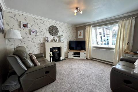 3 bedroom townhouse for sale, Main Street, Beal, Goole