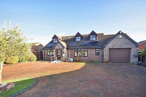 5 bedroom detached house for sale - 6 Uphill Close, Sully, CF64 5UT