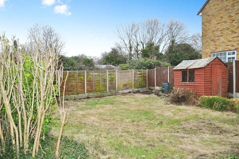 4 bedroom semi-detached house for sale, Copland Close, Great Baddow, Chelmsford, CM2