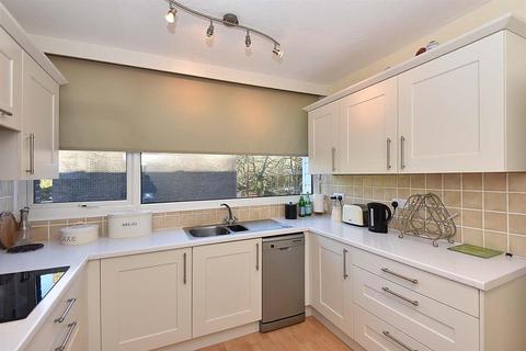 3 bedroom terraced house to rent, Bollin Mews, Prestbury, Macclesfield, SK10 4DP