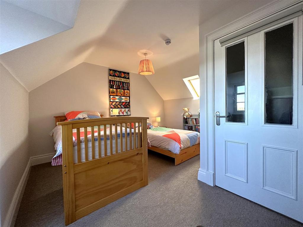 Bedroom Four 877